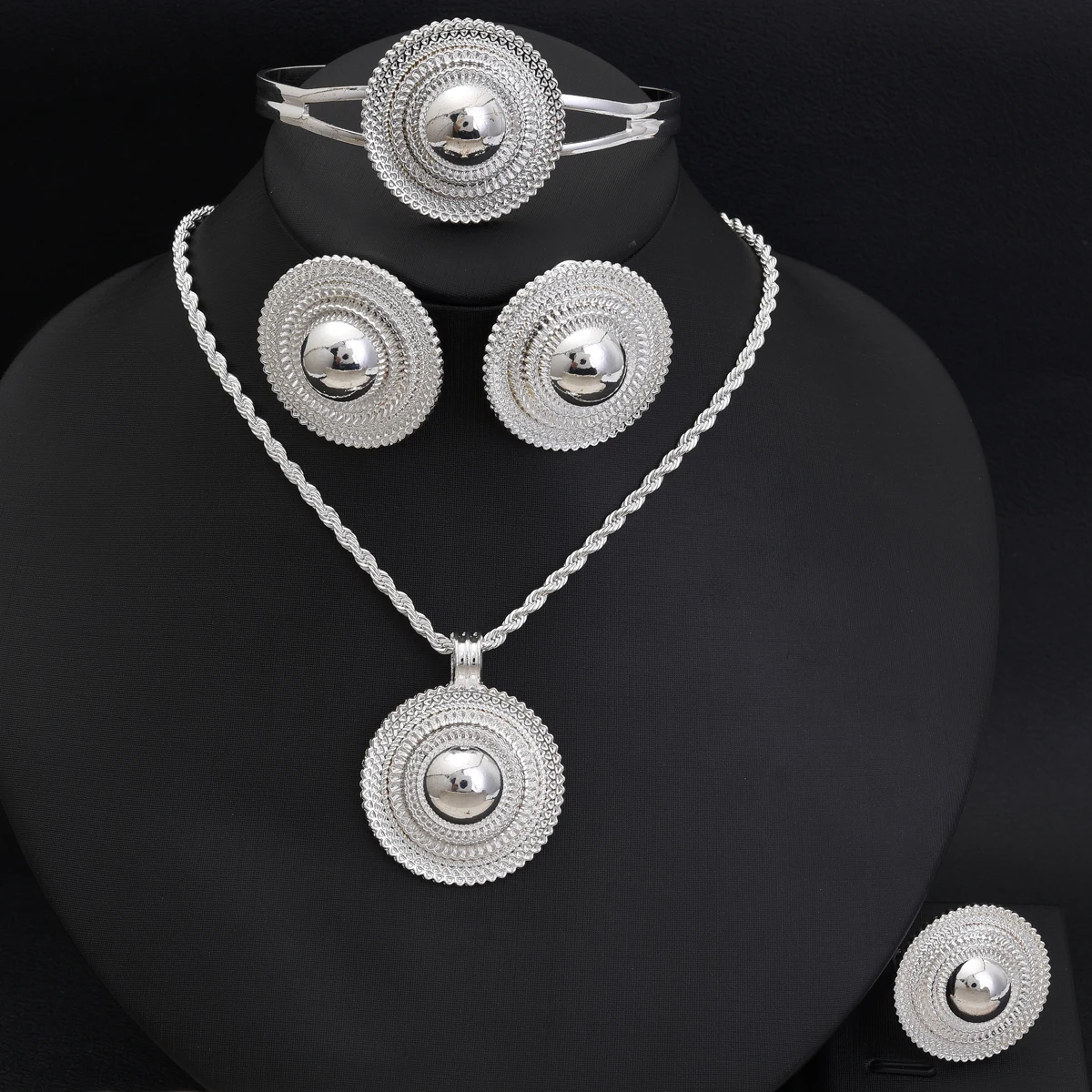 Men'S Accessories Dubai - Africa Silver Color Round Geometry Jewelry