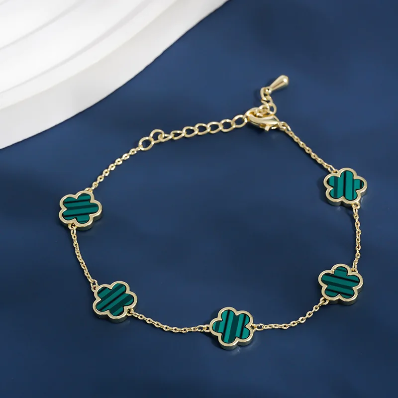 PESENAR Colorful Five-Leaf Clover Charm Bracelet Set – Gold Flower Bead Bracelet, Suitable for Women's Daily and Party Wear