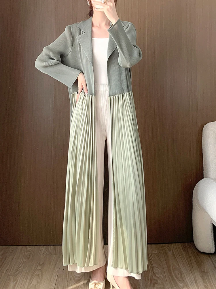 GVUW Pleated Color Block Trench Coat Women Lapel Open Stitch Loose Medium Long New Spring 2024 Loose Full Sleeve Clothes 17G4336