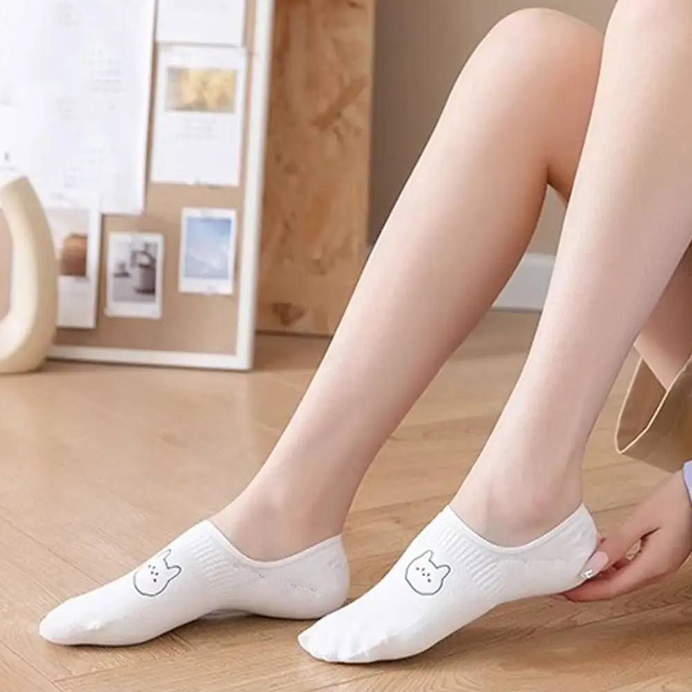 

10Pairs Breathable Cartoon Women Invisible Socks Thin Non-slip Cute Boat Socks Hosiery Sweet Bear White Socks For Girls