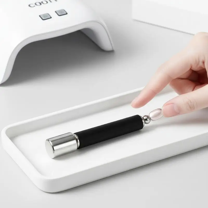 Strong Magnetic Nail Magnet Tool Pen Cylindrical Head Suitable for Cat Eye Gel Polish Home DIY Manicure Salon
