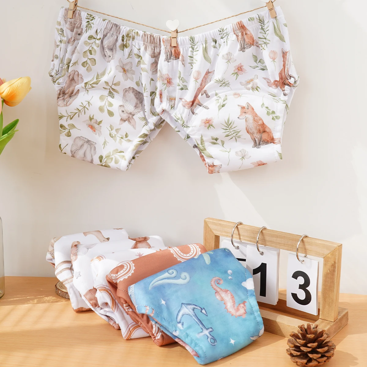 Happyflute 2Piece/Set Animal Print Baby Polyester Suede Cloth Inner Trainning Pants Children's Breathable Washable Diaper Pants