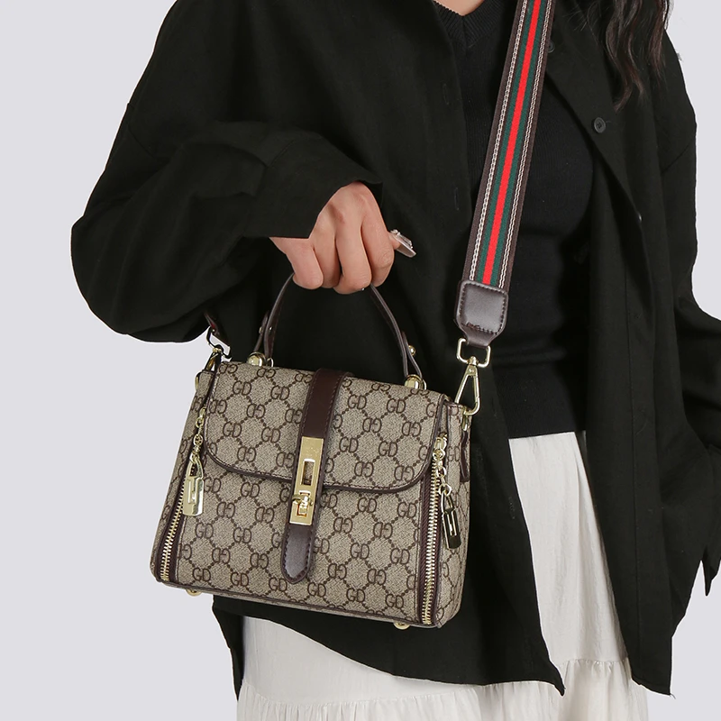 

Stylish Crossbody Handbag for Casual Women, Unique Vintage Fashion with Solid Color, Trendy Letter Logo and Leather Finish