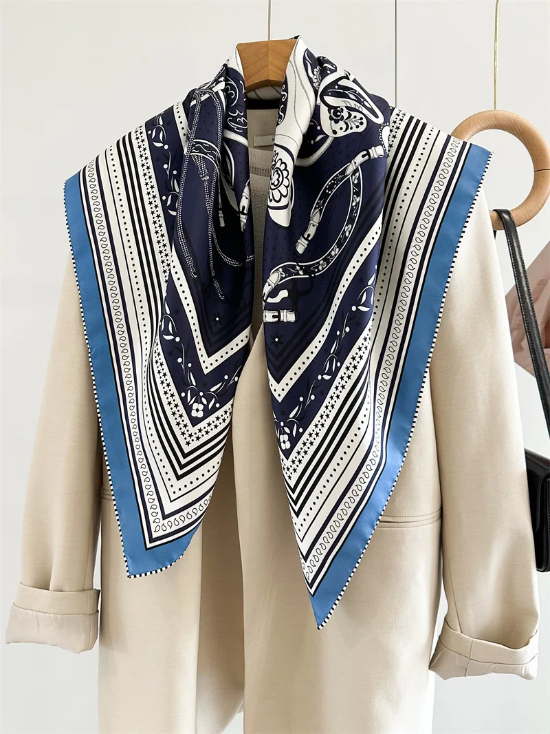 Damen-Schal, neues Design, 100 % reine Seide, quadratischer Schal, modische Wickelschals für die ganze Saison