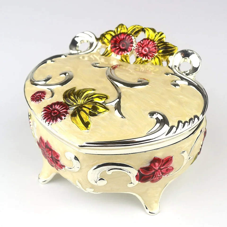 

Wholesale Embossed Zinc Alloy Metal Music Box Clockwork Movement Boutique Gifts for Christmas, Valentine's Day