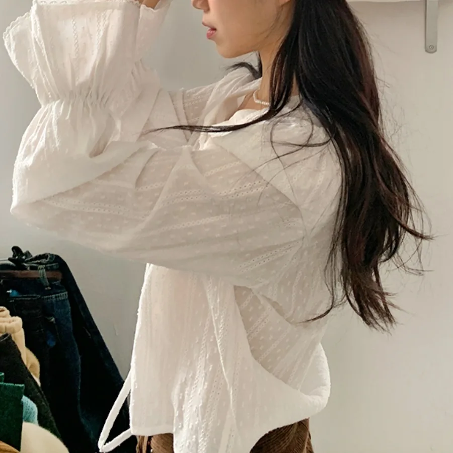 Sweet Chic bestickte Glocke Sve Lace irt Damen Faionable Vintage Design Sense Autumn Age Reduction Small ence