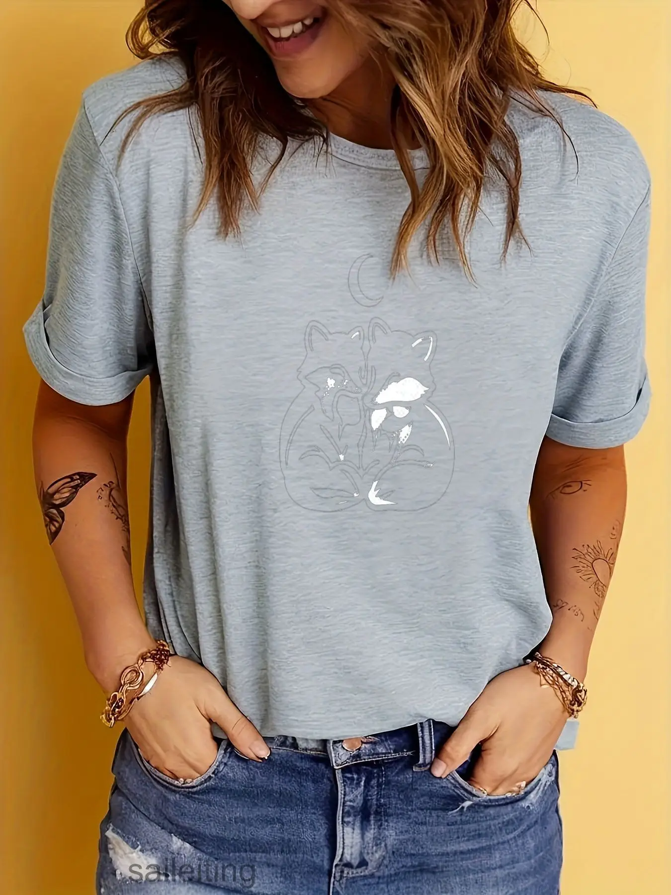 Whimsical Foxes Crescent Moon Line Art T-Shirt Women Men - Minimalist Gray Graphic Short Sleeve Tee, Casual Summer Breathable