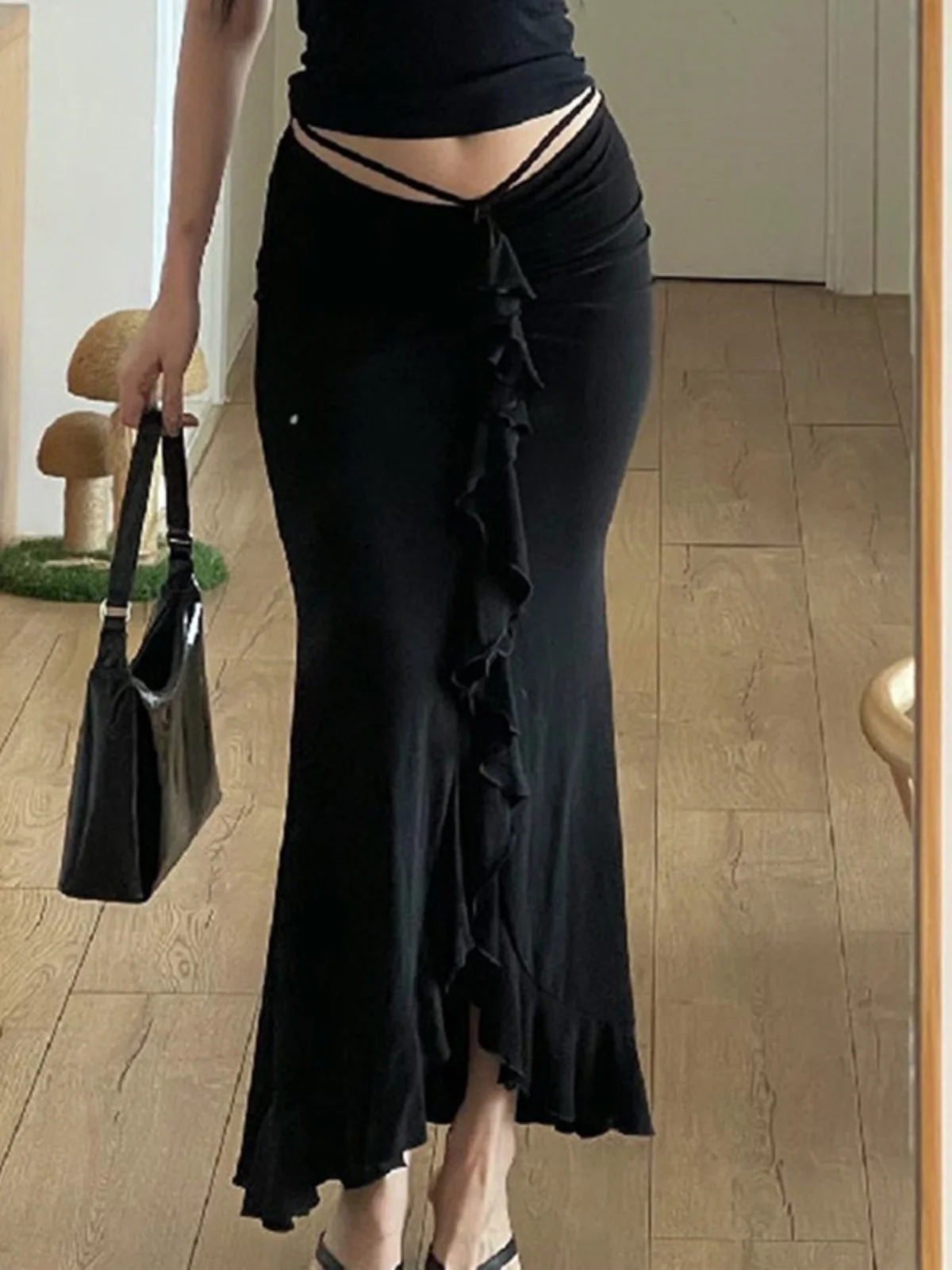 

Модная длинная юбка-клеш с высокой талией, пэчворком, кружевным подолом и вставками из полиэстера для стройнящего эффекта