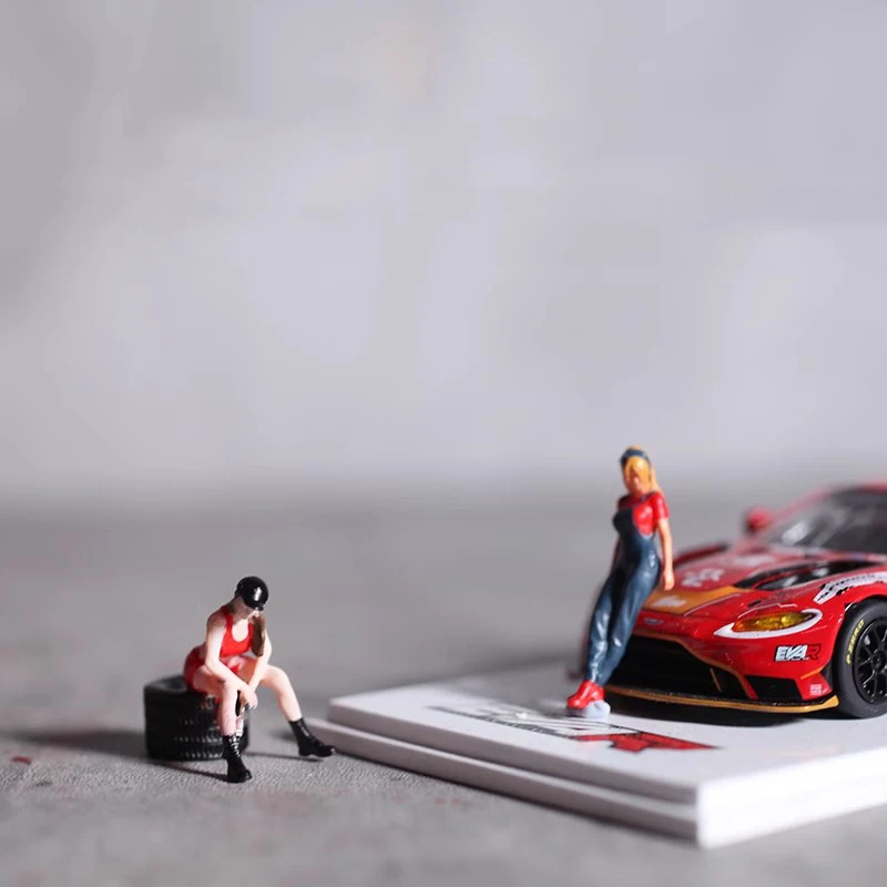 Resina Diorama 1:64 scala Figure in Miniatura Miniatura Garage scene Minifigures Kit modello fai da te giocattoli artigianali Anime Figure Collectib