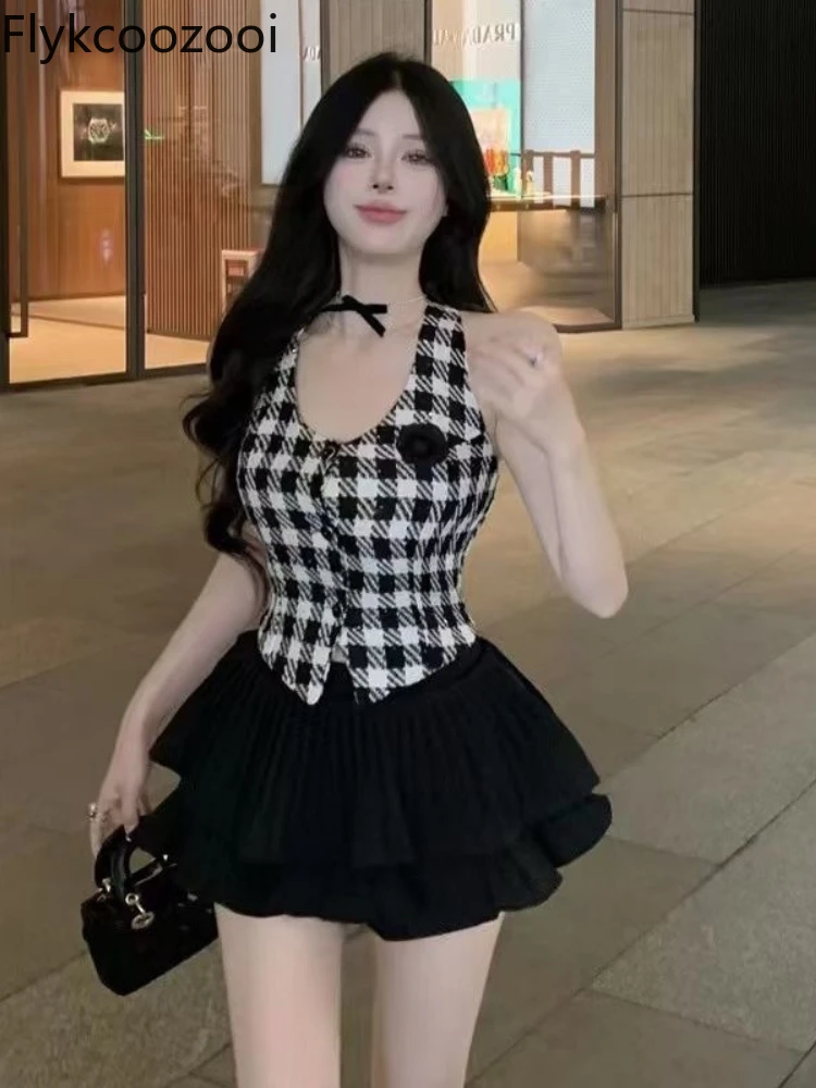 2024 Summer New Plaid Hanging Neck V-neck Sleeveless Top + High-waisted Cake Skirt Fashion Two-piece Set Conjunto Feminino