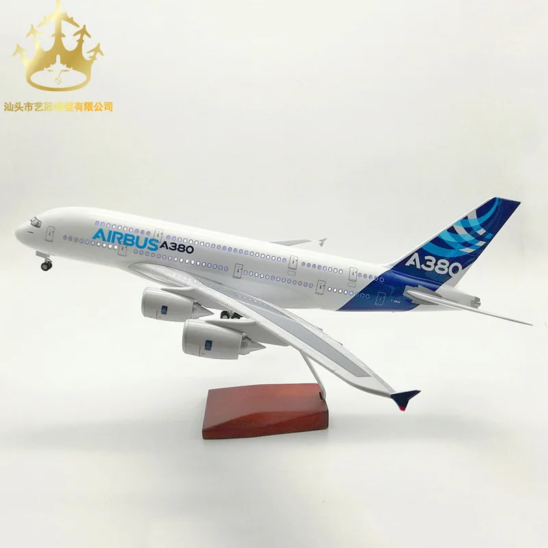 โมเดลเครื่องบินแอร์บัส A380 รุ่นต้นแบบ พร้อมล้อและไฟจำลอง ของตกแต่งสำหรับนักบินและสายการบิน