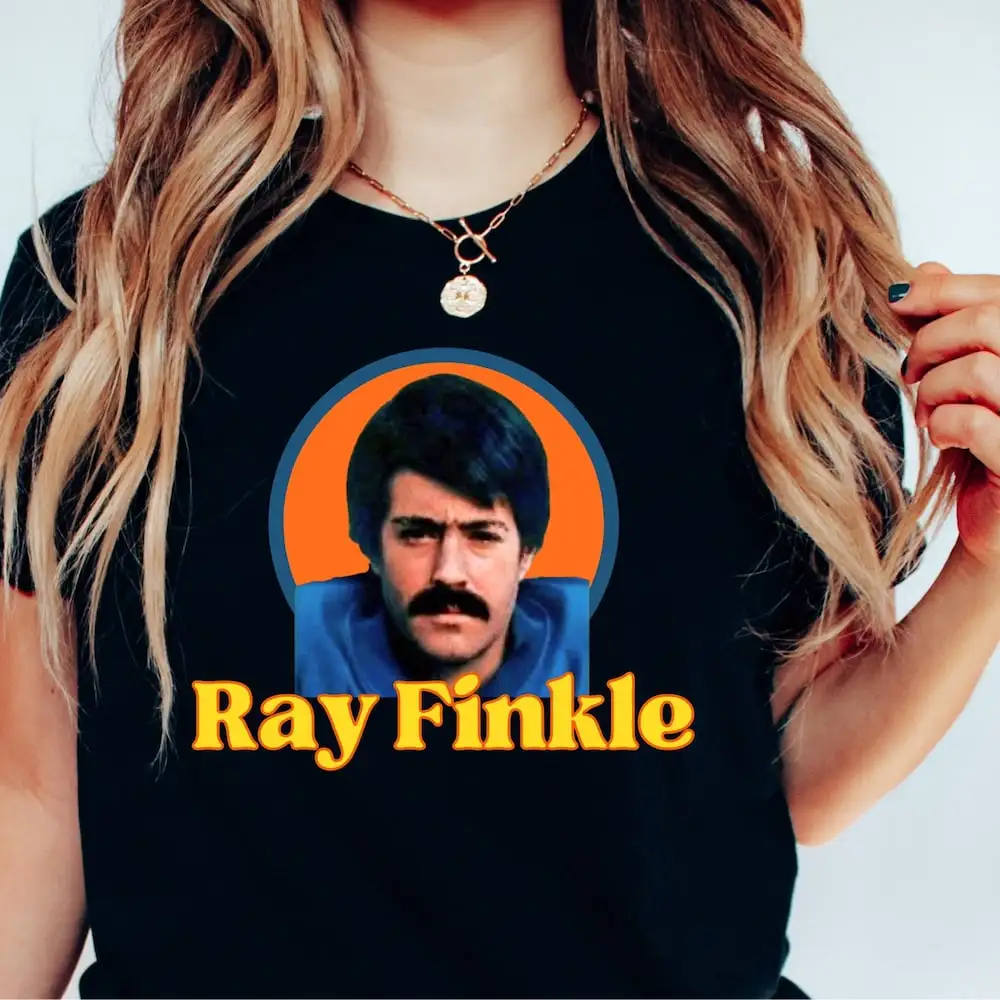 Ray Finkle T Shirt Ace fortune Funny anni '90 Graphic Movie Retro Football Dad