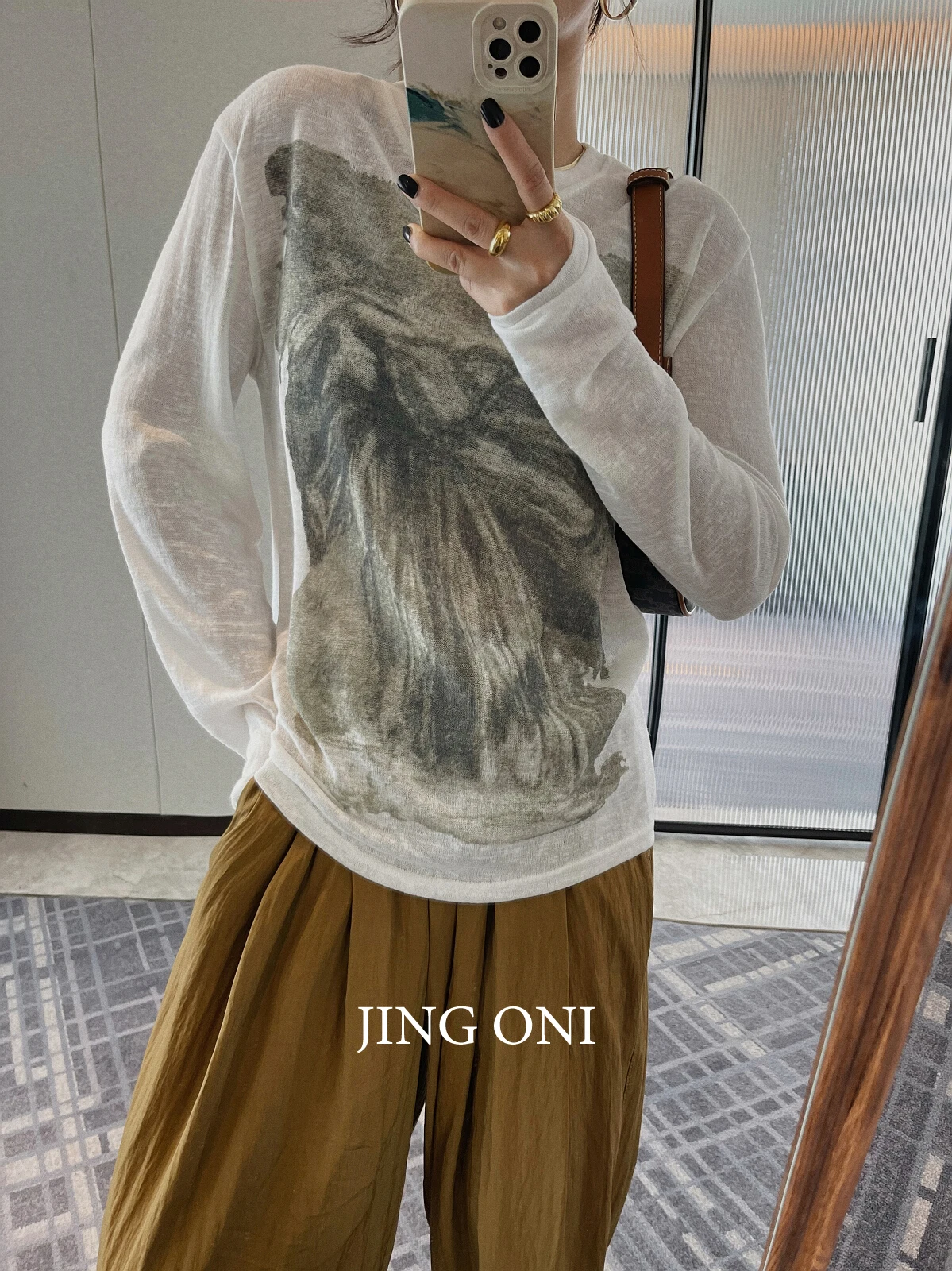 Graphic T-shirt Top Blouse Y2k Women Clothing Fashion 2023 Vintage Korean Style Streetwear Long Sleeve Oversized Crop Kpop White