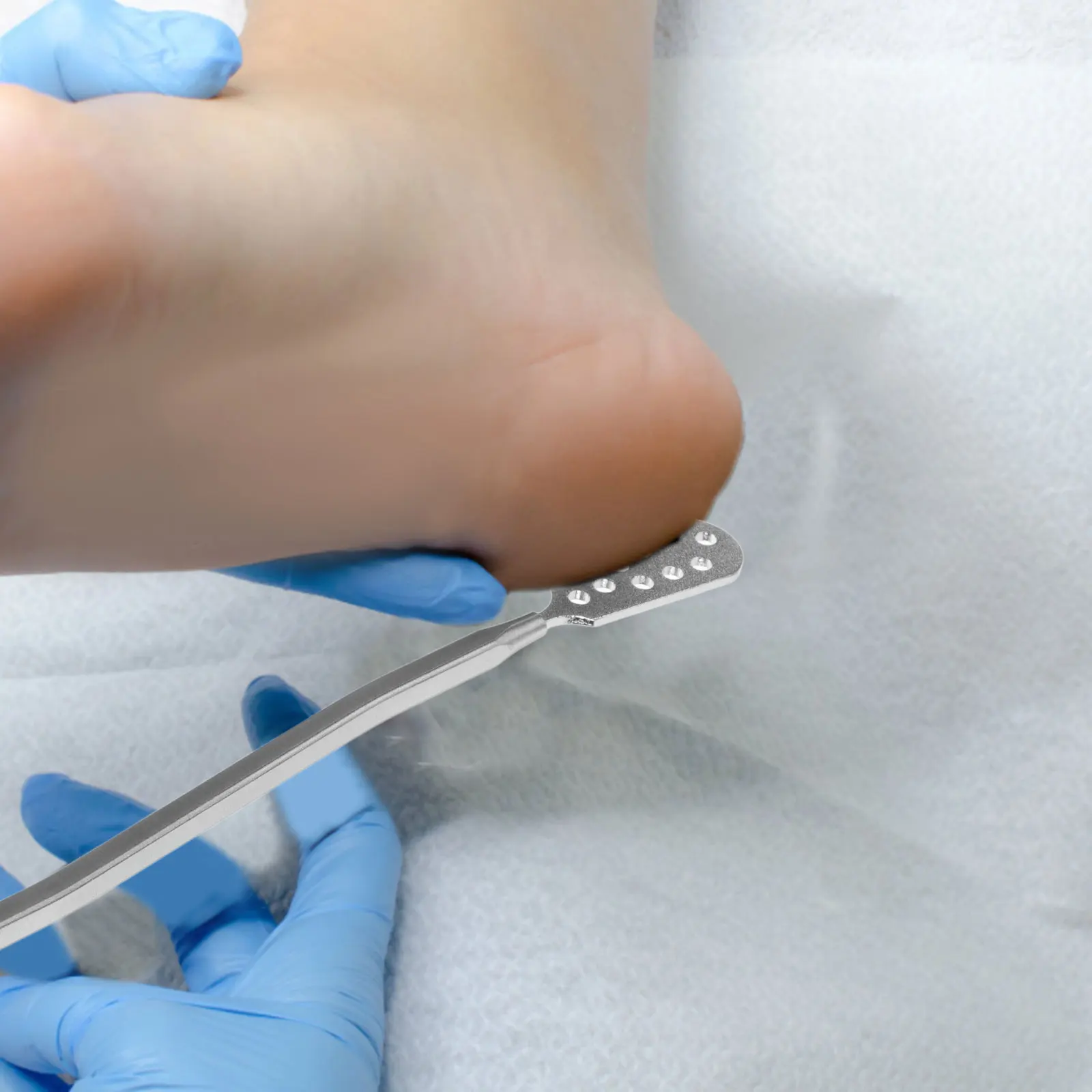 

Dual-Heads Stainless Steel Foot File Tool For Dead Skin Removal Callus Remover Scrubber Portable Pedicure Care Exfoliating Tool