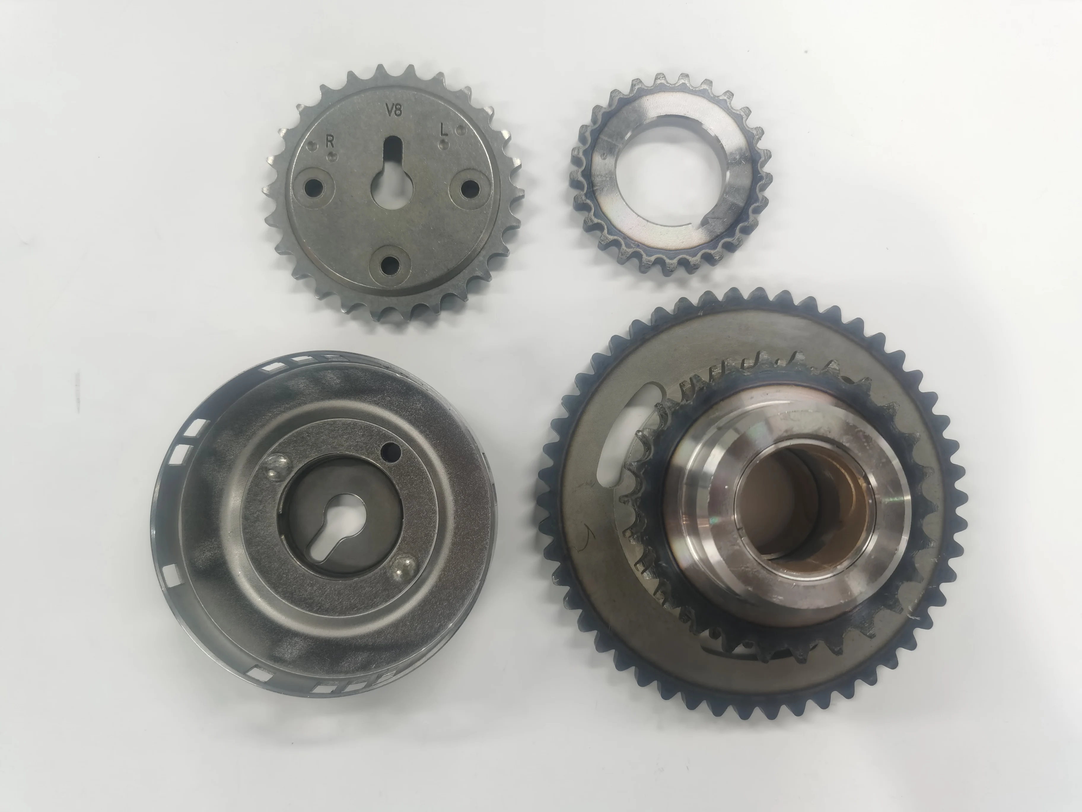 High Quality OE 5013867AC Timing Chain Kit for Jeep Commander MOTOR V8 2002-2006 and Dodge Ram 1500 4.7 New Auto Parts