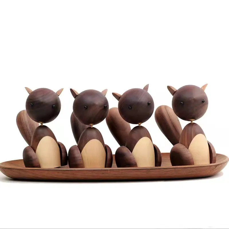 Nordic Danish Style Solid Wood Big Tail Squirrel Ornament, Black Walnut Cute Handicraft Decor Home Desktop Art Gift