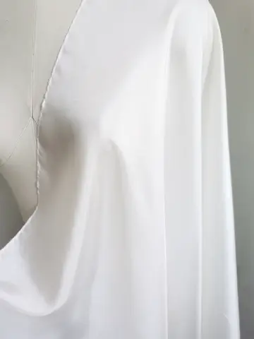 8 best sales सफेद रेशमी कपड़ा - №3