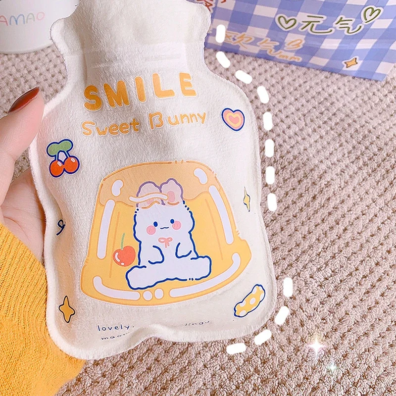 1Pc Lovely Cartoon Hand Po Warm Water Bottle Mini Hot Water Bottles Portable Hand Warmer Girls Pocket Hand Feet Hot Water Bags