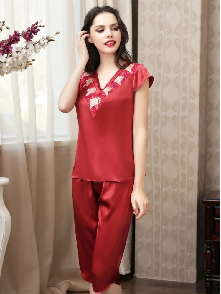 

Женский шелковый короткий пижамный комплект из 2 предметов, кружевной топ с v-образным вырезом и короткими рукавами, шорты с эластичной резинкой на талии, сексуальная одежда для сна, удобная одежда для дома
