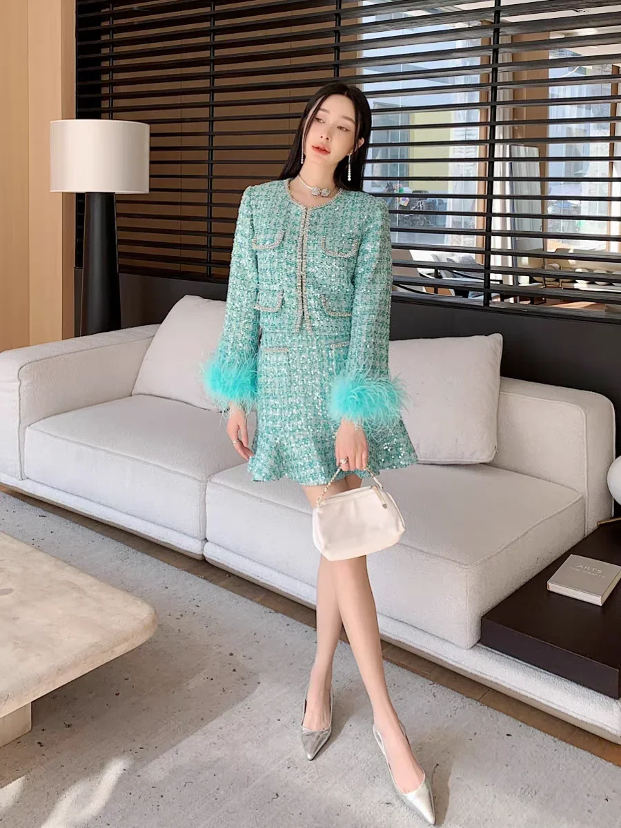 2024 New Fashion Fall Winter Women Multi Pocket Diamonds Jacket Tassel Pockets Sequins Tweed Ruffles Mini Skirt Two Piece Set