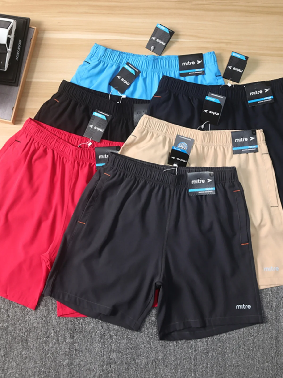 

Скандинавские легкие темно-сохнущие эластичные летние мужские спортивные повседневные брюки для бега длиной пять четвертей, прямые брюки