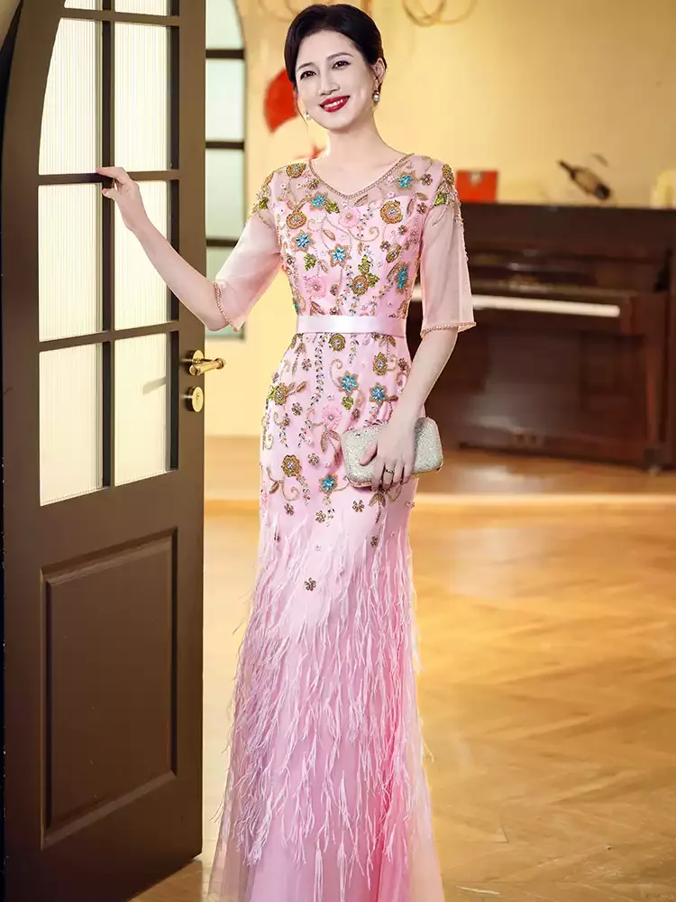 

Платье для матери невесты ручной работы с декором из бисера и перьев, свадебное платье для гостей