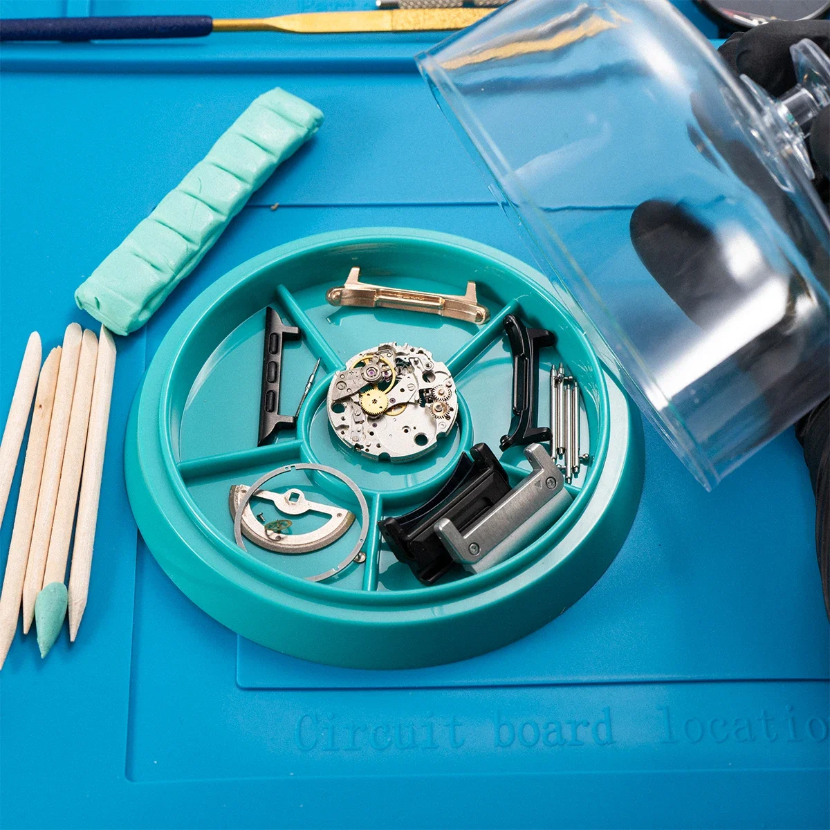 Cubierta de hoja antipolvo para reloj con bandeja, herramienta de reparación de movimiento de reloj, Protector de repuesto, herramientas de reparación de relojero, herramientas de joyería, 6 ranuras