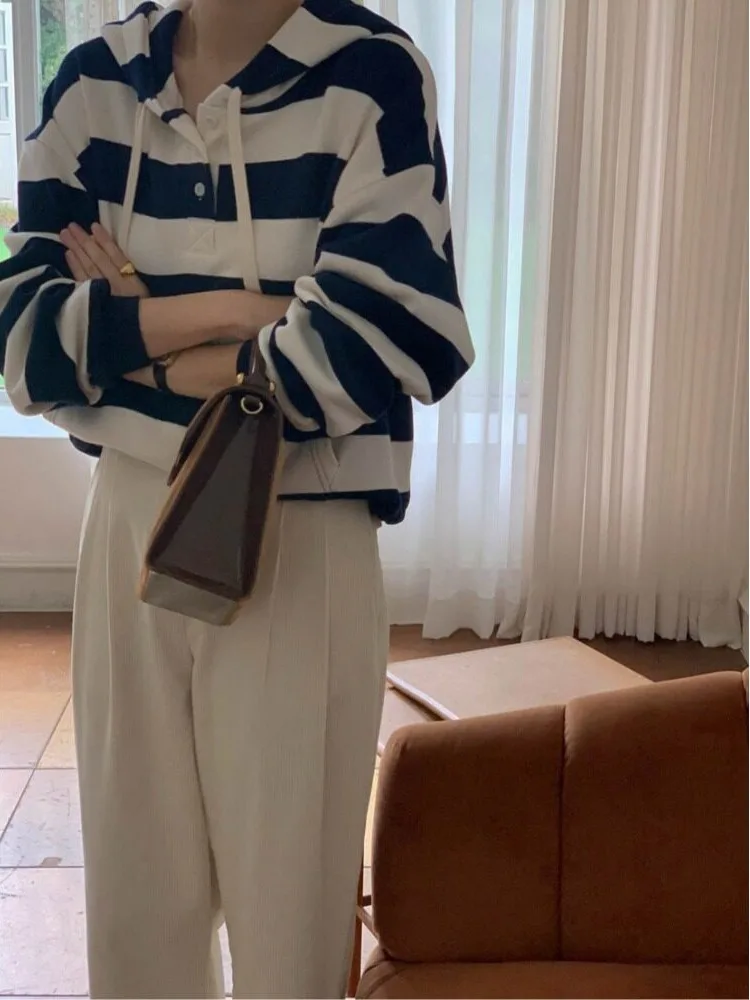 Korean Style Striped Hoodie Women's Design Sensation  Early Autumn High-End Feeling Lazy Top Trendy Polyester Fiber 100%