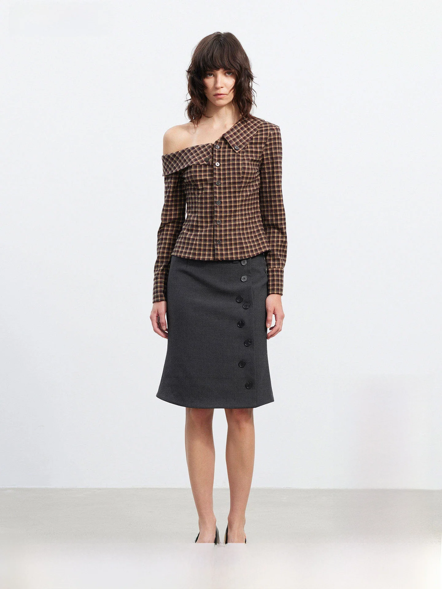 

AFTADAWN Retro Plaid Asymmetric 3D Tailored Shoulder Bared Waist Cinched Long Sleeve Shirt Top Women's Fashion Spring 2026