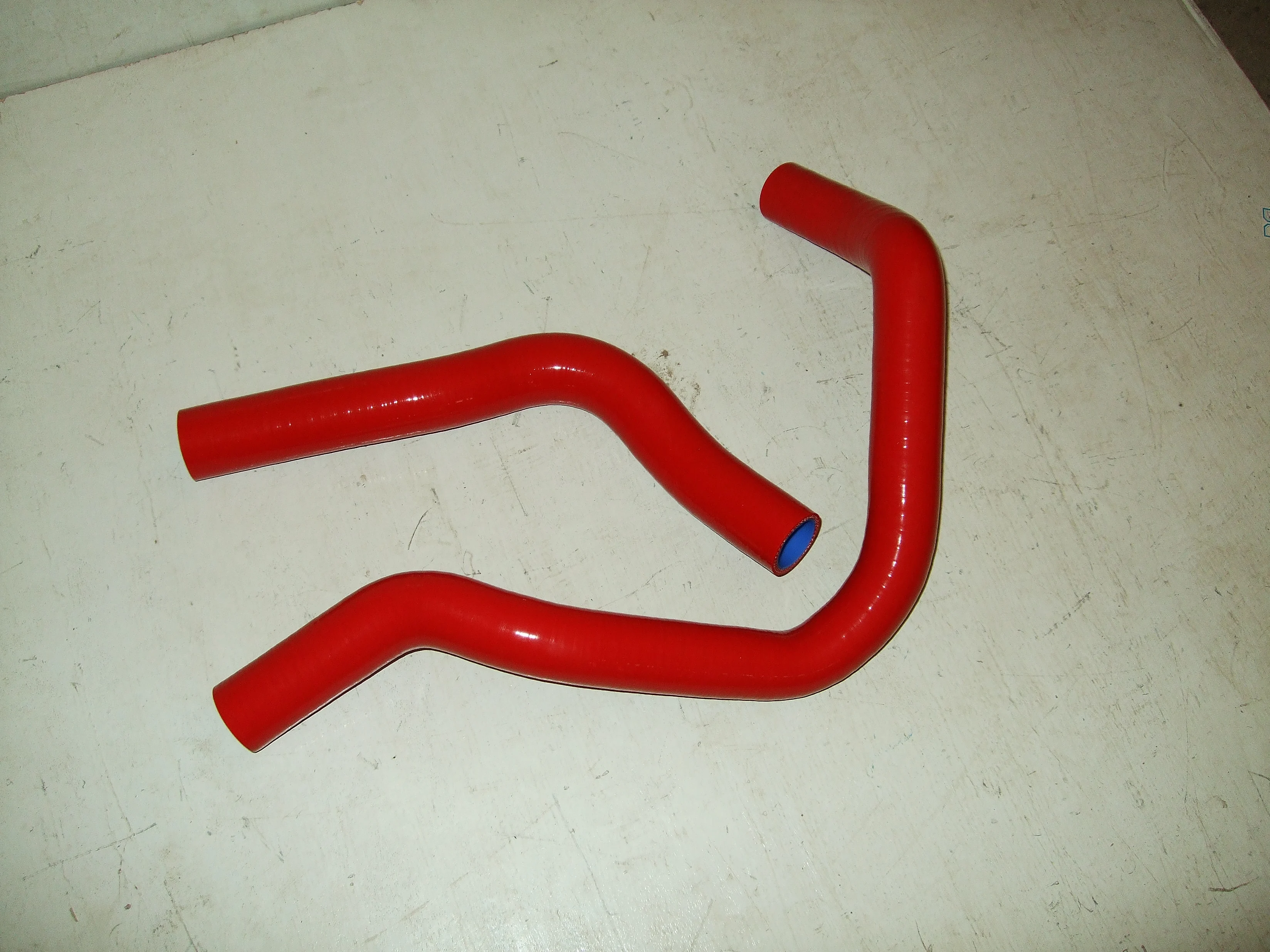 Red Silicone Radiator Hose For 1992-2000 Honda Civic EK4 / EK9 / EG6 / EG9 chassis with B16/B18 series VTEC engine  1998 1999