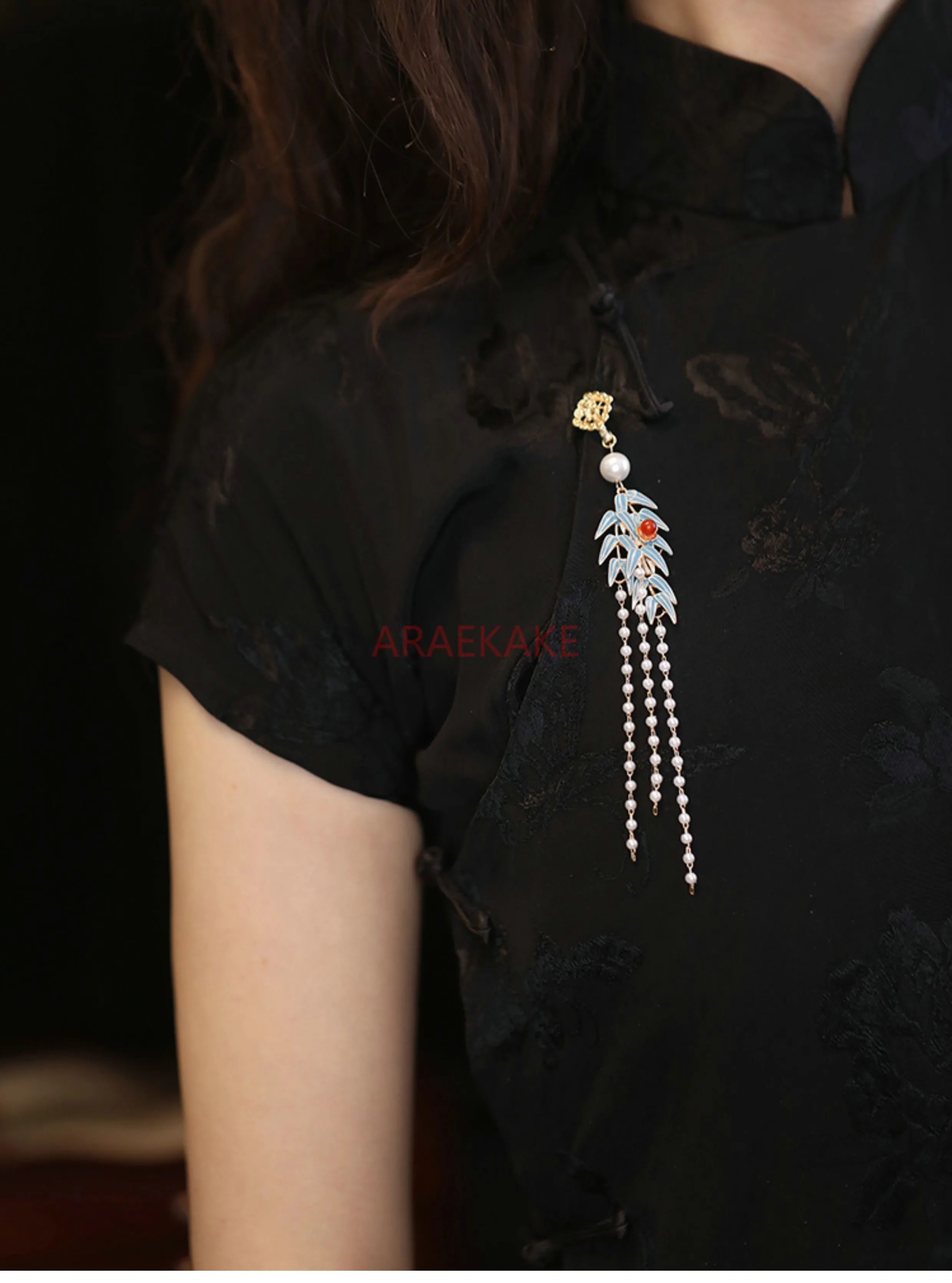cheongsam Hanging decorations with Chinese style bamboo leaf enamel dripping oil, ancient style tassel pendant accessories
