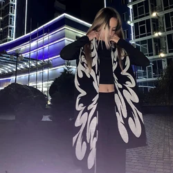 Fashion creative striped Aesthetics Y2K knitted women's scarf men's winter scarf apron black tassel luminous Y2K Kpop