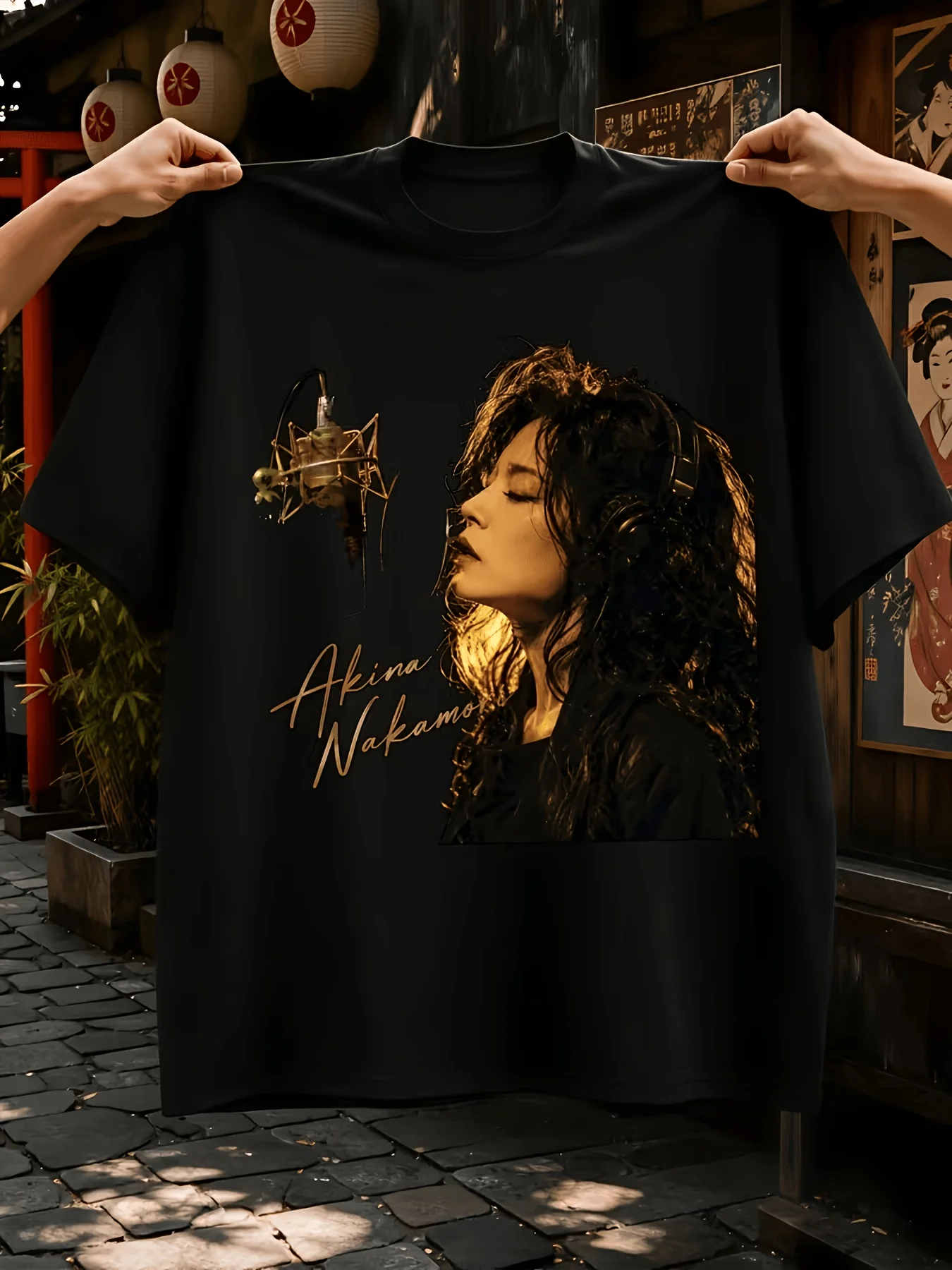 Nakamori Akira Singer T-shirt - Retro Iconic Microphone and Handwritten Signature Printed T-shirt for Music Fans