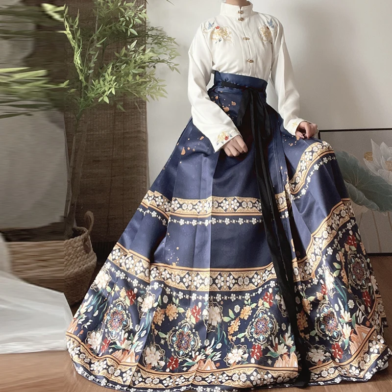 Hanfu Horse Face Skirt Women\'s Traditional Chinese Retro Hanfu Pleated Skirt Red Blue Black Beige Shirt+Skirt Set