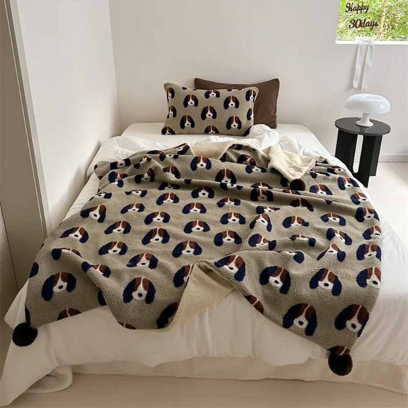 Autumn and Winter Lamb Roll Ni Double-sided Blanket - Home Bedroom, Office Nap Blanket, Puppy Retro Cartoon Healing Sofa Blanket