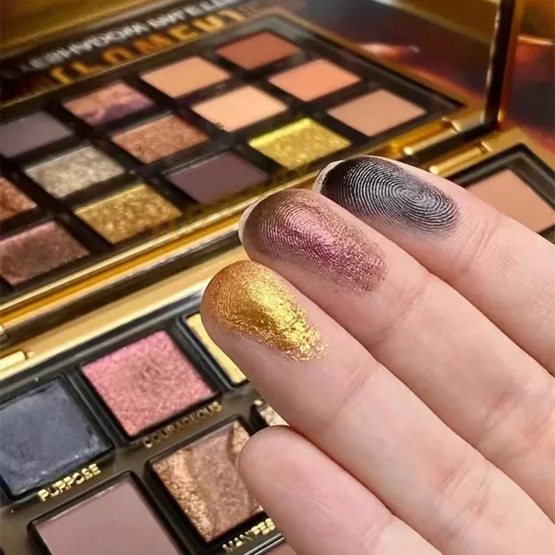 HUDA Beauty 18-Color Eyeshadow Palette Empowered Reverse Rose Pearlescent Rose Gold Finish for Smokey Eye Makeup