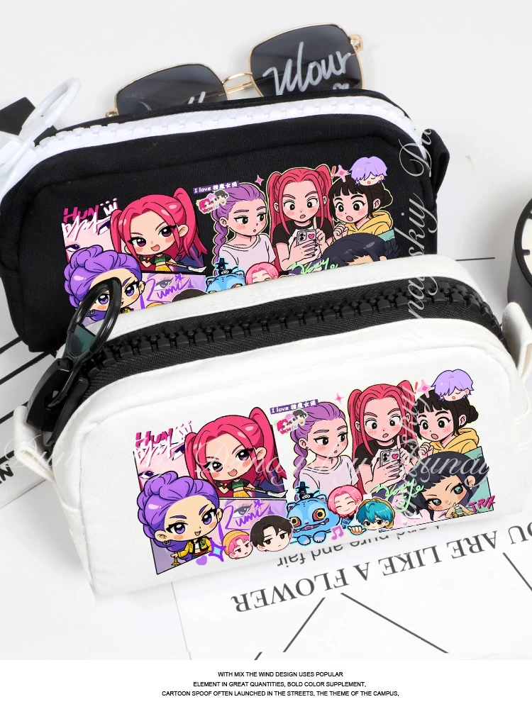 

KPop Охотники на демонов Фильм Зои Руми Мира Два стиля Белый Черный Пенал Большой емкости Коробка для канцелярских принадлежностей Косплей Костюм Одиночный