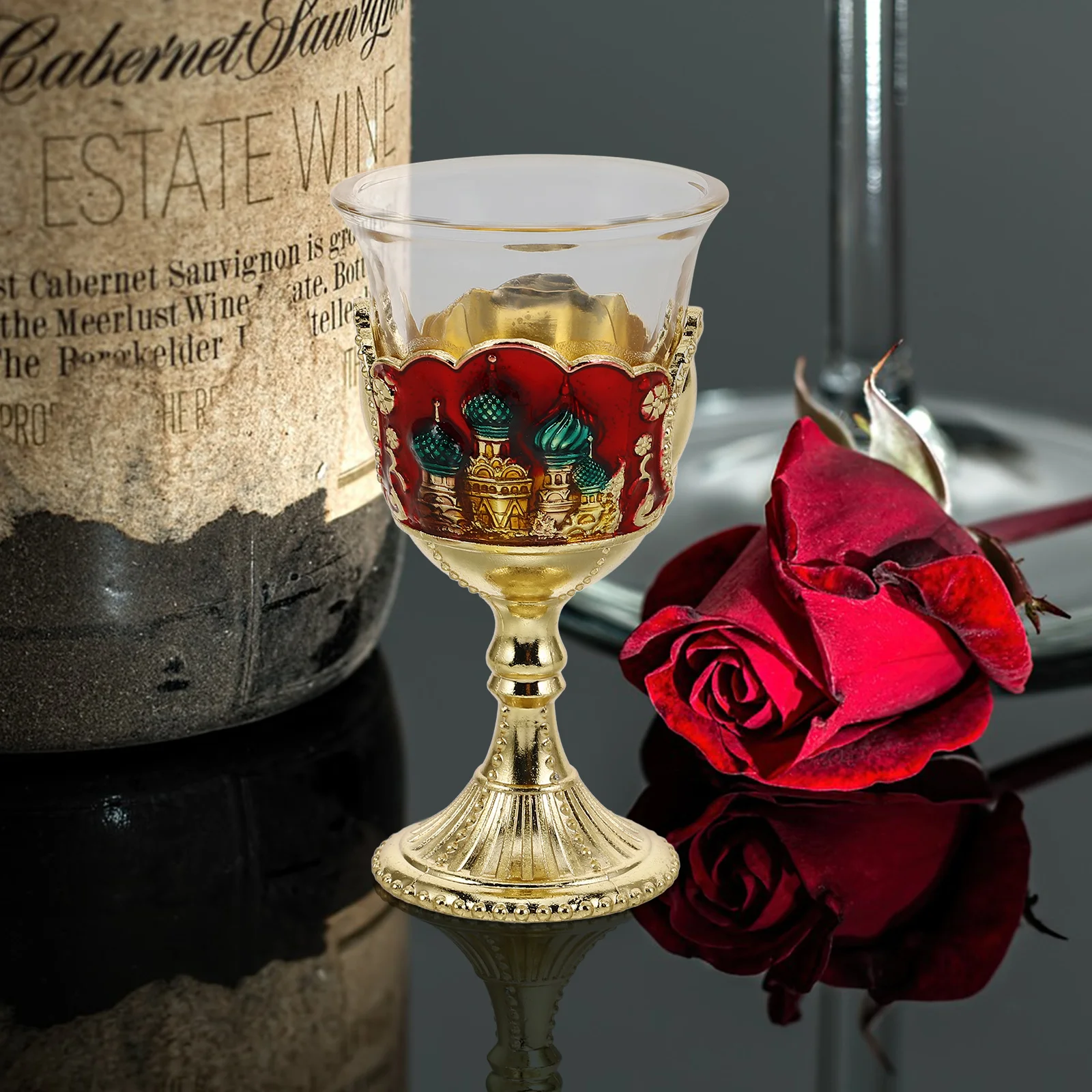 

2Pcs Small Wine Cups Vintage Style High Stem Metal Goblet Reusable Liquor Cups Elegant Decorative Cup Wedding Reception