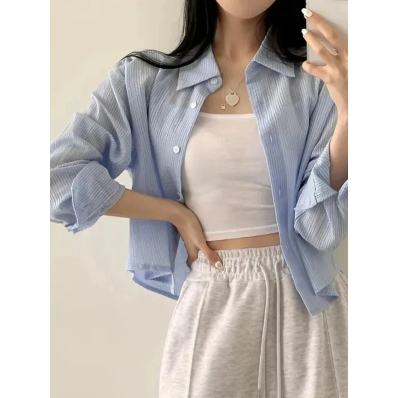 

Chic Blue Striped Short Sleeveless Shirt Women's Design Base Layer Shirt Turn-down Collar Single Button Long Sleeve Sun ...