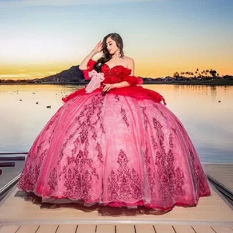 

Red Shiny Quinceanera Dresses Ball Gown Off The Shoulder Applique Lace Beading Crystal Bow Tull Corset Party Birthday Sweet 16