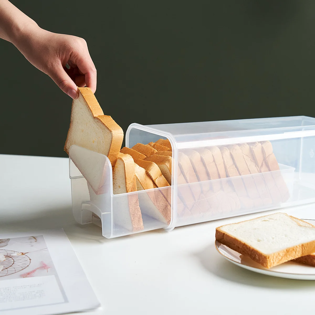 Kitchen Food Storage Container Seal Bread Toast Storage Box Home Transparent Noodle Popcorn Crisper Plastic Organization Bottles