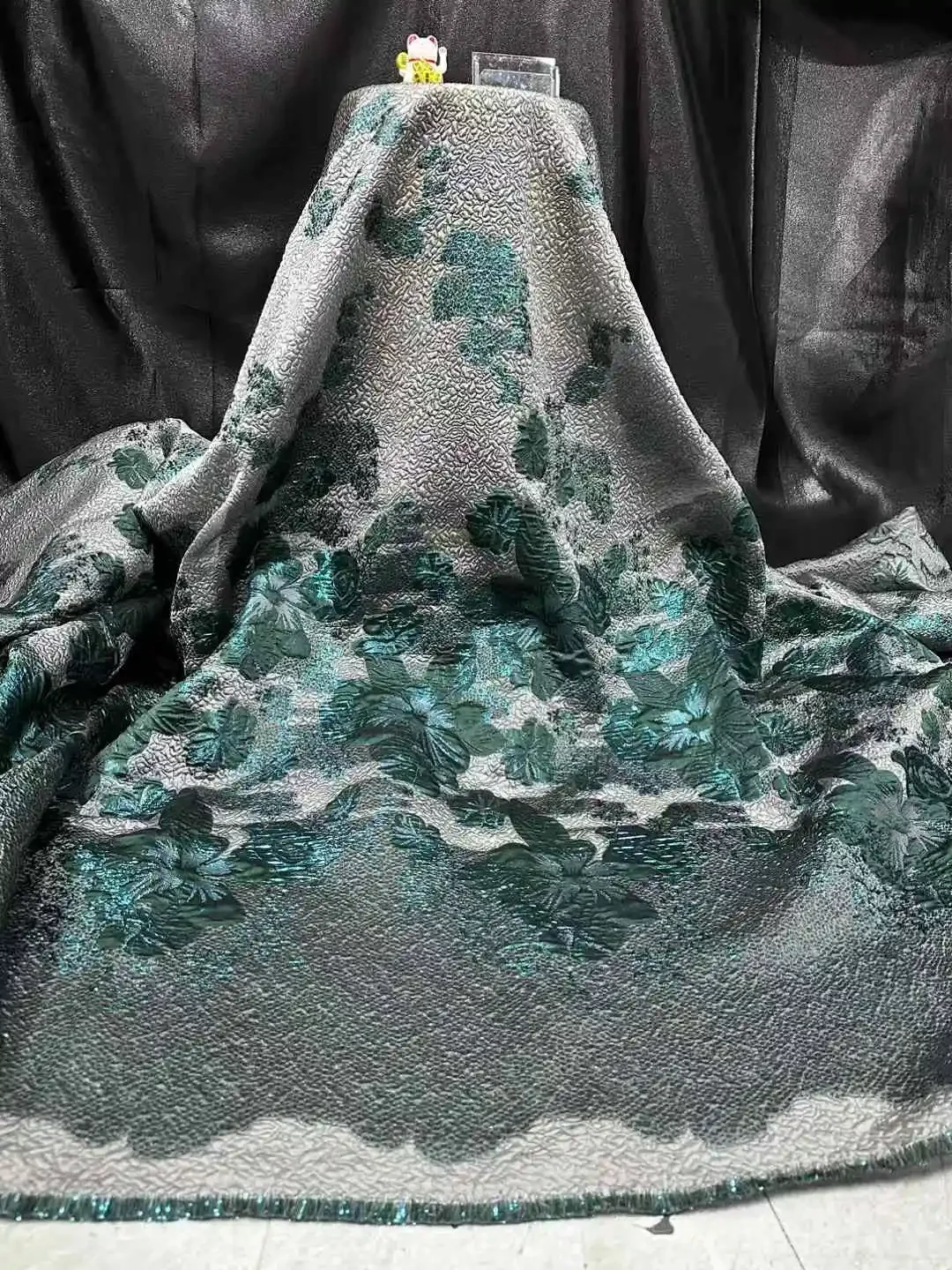 

2025 New Brocade Fabric Jacquard African Organza Lace Nigerian Damask Gradient Lace French Net Material Brocard Tissu SY2024