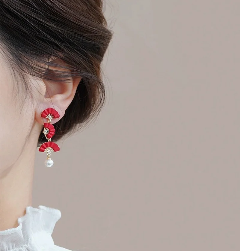 Red Irregular Scalloped Earrings For Women Chinese Style Unique Folding Fan Eardrop Girls Wedding New Year Party Jewelry Gifts