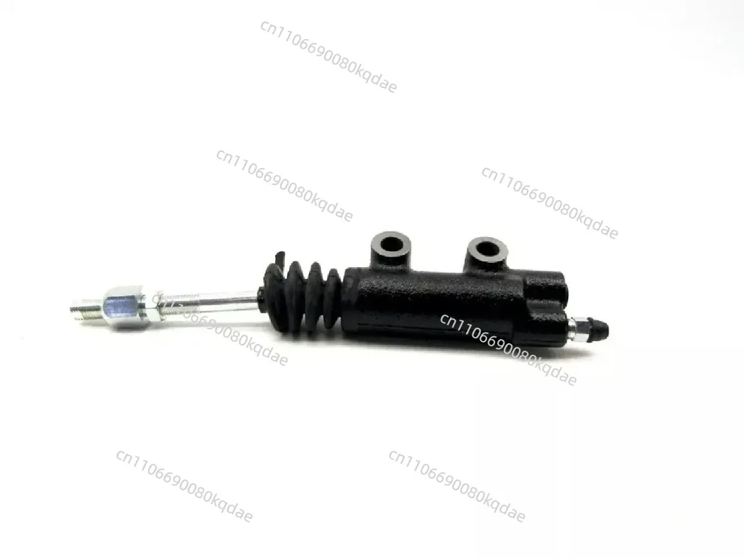 31470-60081 31470-60102 31470-60071 3147060081 3147060102 3147060071 Suitable for Toyota Land Cruiser clutch master cylinder
