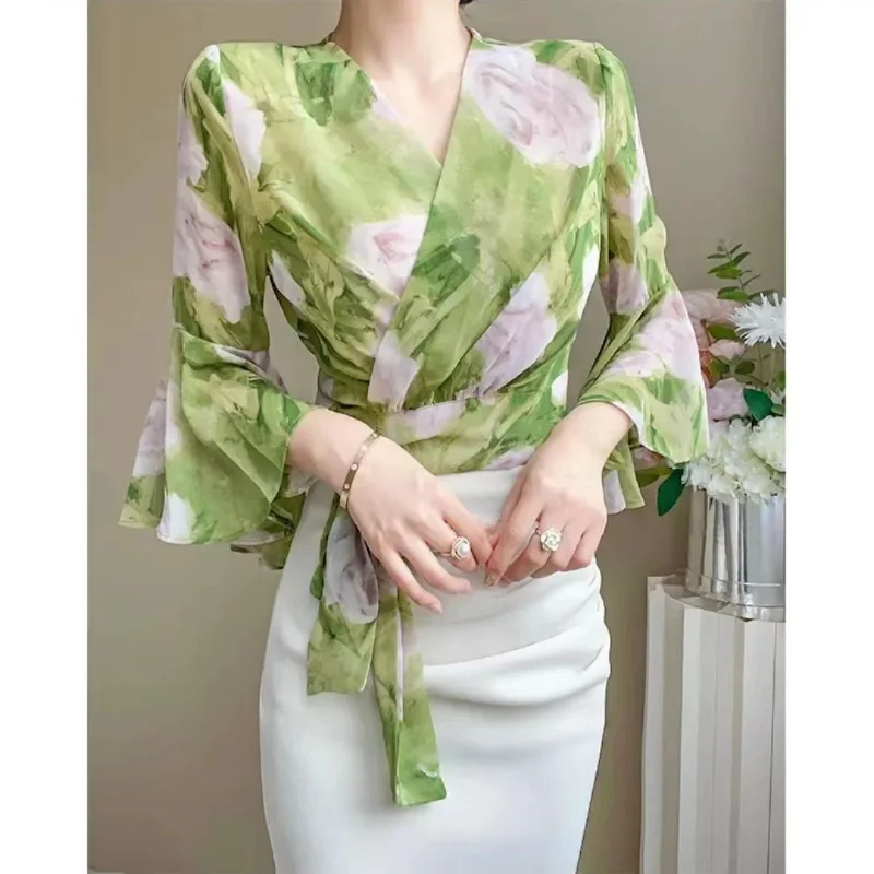 

2024 Summer New Women's V-Neck Asymmetrical Printed Spliced Flare Sleeve Fashion Elegant Slim Commuter Lacing Chiffon Blouse