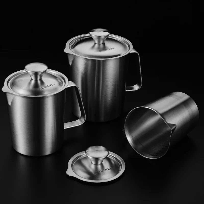 

Stainless Steel Graduated Measuring Cup with Lid for Baking Tea Milk Shop 304 Stainless Steel Large Measurement Cup