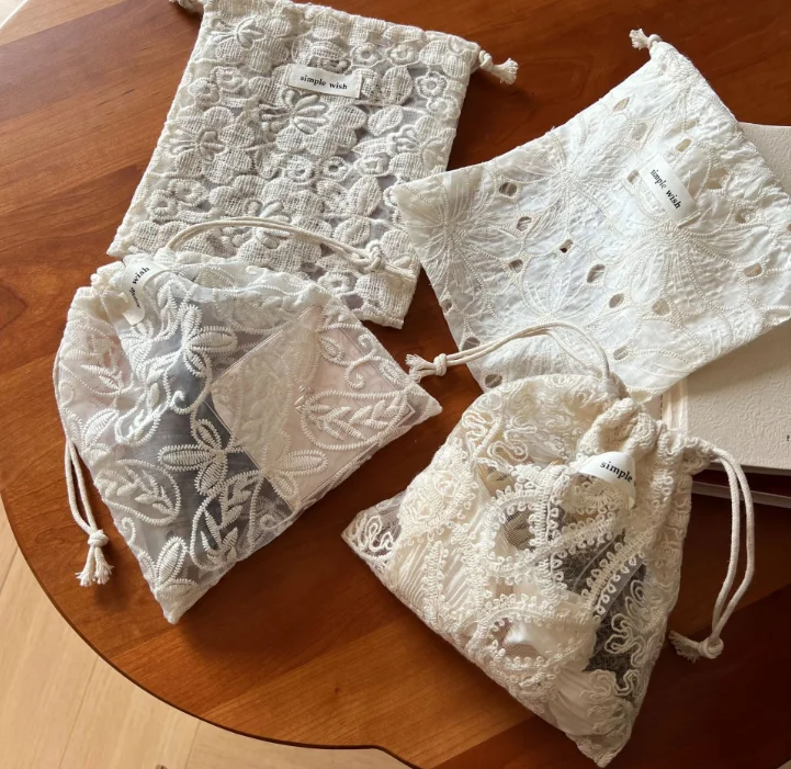 French-Style Retro Artistic Lace Cotton Embroidery Drawstring Small Cloth Bag Single-Layer Thin-Mouthed Storage Bag