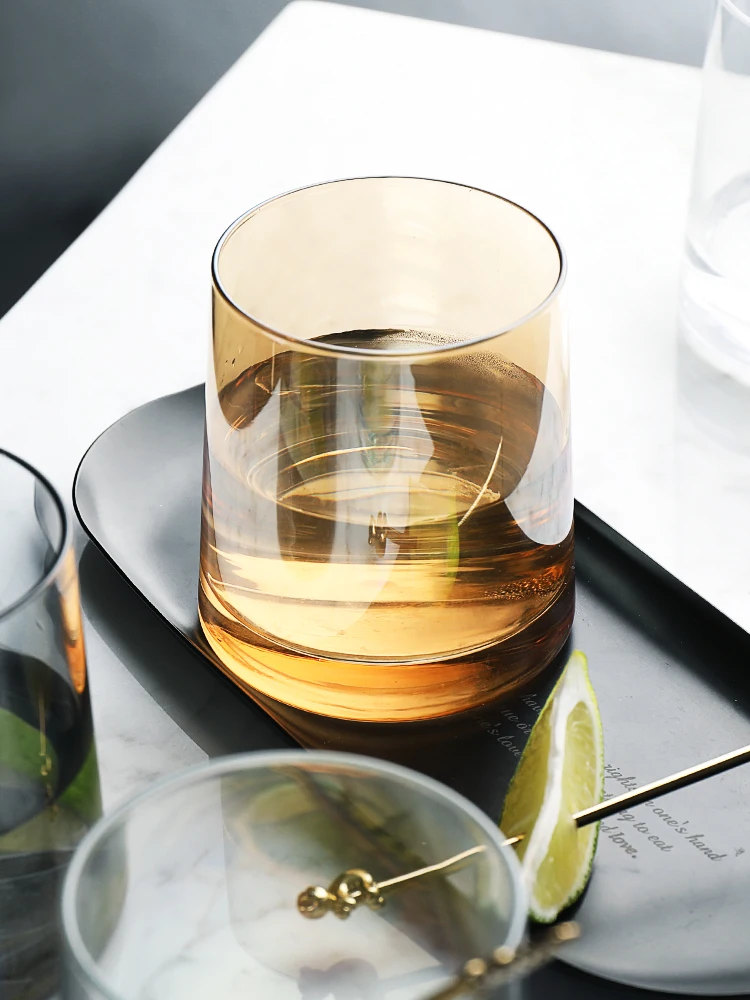 Proste przezroczyste szkło Nordic przenośny okrągły kieliszek do whisky piwo herbata koktajl kieliszek do szampana strona główna kuchnia naczynia do picia