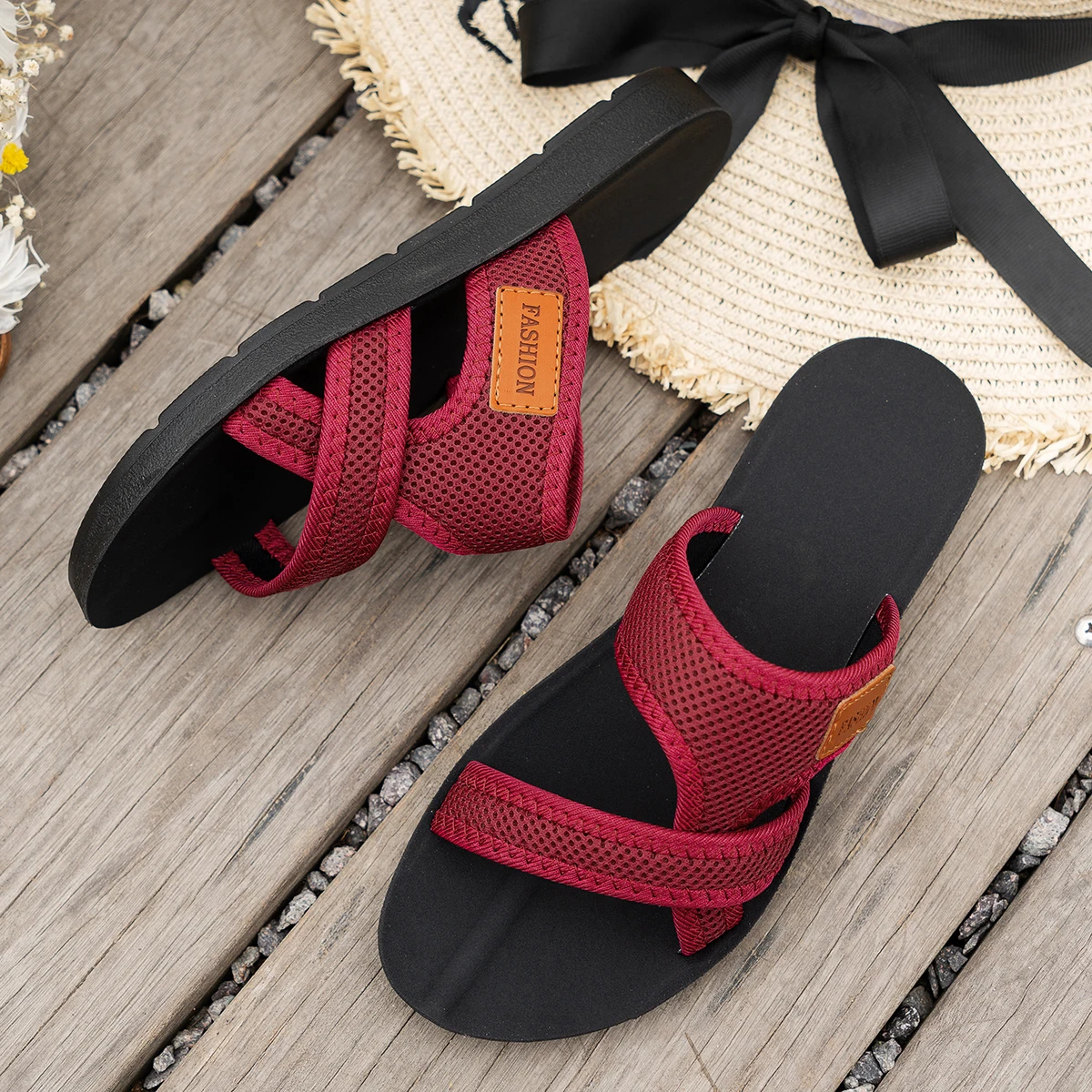 Modische und vielseitige Sportsandalen für Damen, atmungsaktiv durch das Netzmaterial, bequem und hautfreundlich, geeignet für den Innen- und Außenbereich, flache Sandalen. – Detail 11