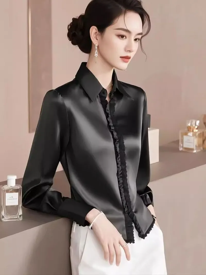 

2026 Autumn Women Unique and Chic Western Style Beautiful High-end Super Attractive Age Reducing Hepburn Style Satin Black Shirt